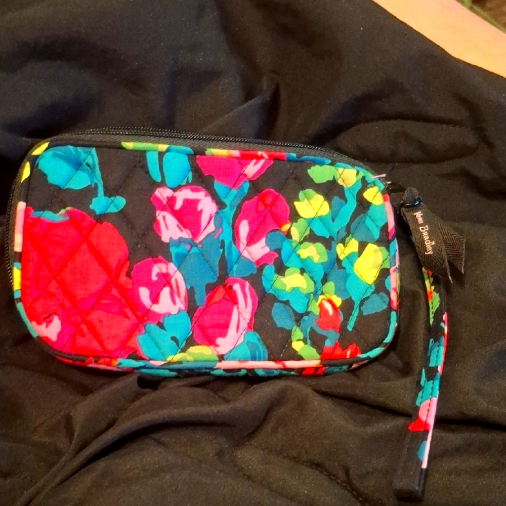 Floral Quilted Wristlet